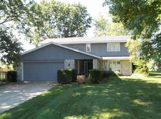 417 N Cherry Wood Ln, Muncie, IN 47304