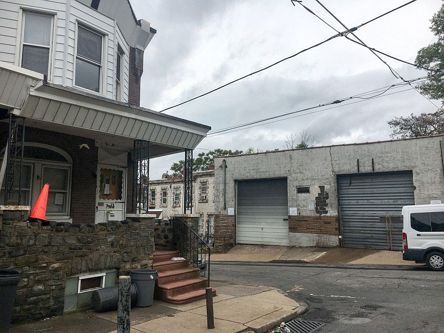 2nd image of 1500 Womrath St