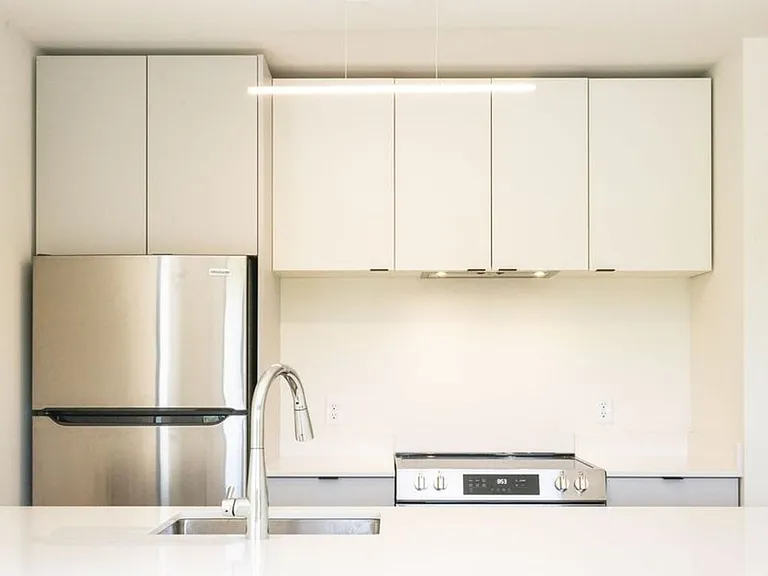 Bryant Park Lofts — Photo 8