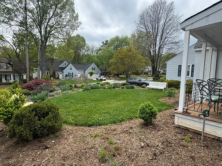 2325 Walker Ave #1-B — Photo 4