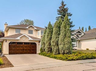 83 S Gleneagles Close, Cochrane, AB T4C1N7