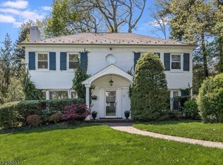 1 Crestwood Dr, Maplewood, NJ 07040