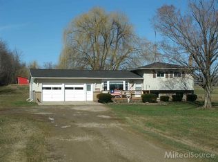 3148 Bohlman Rd, Dryden, MI 48428
