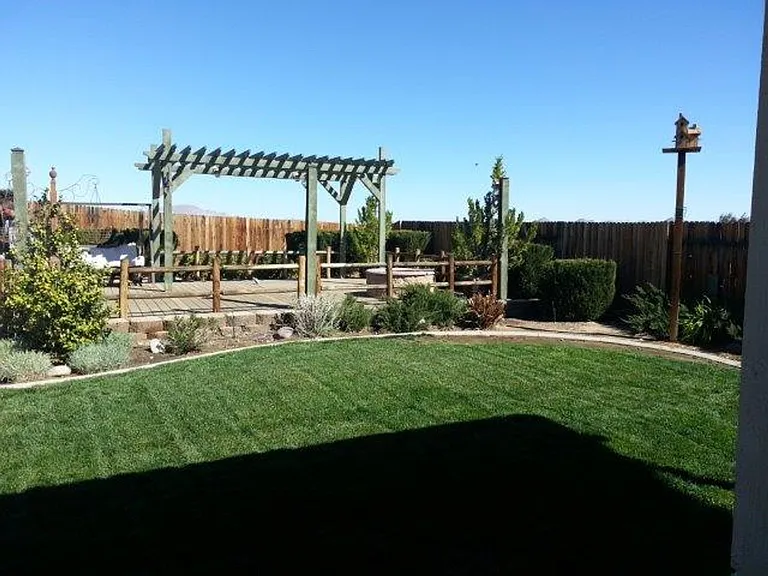 16376 Appletree Ln — Photo 8