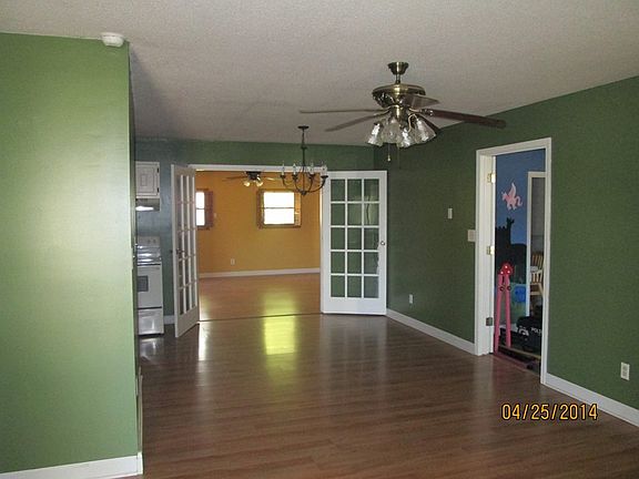 5th image of 610 Valmar Dr