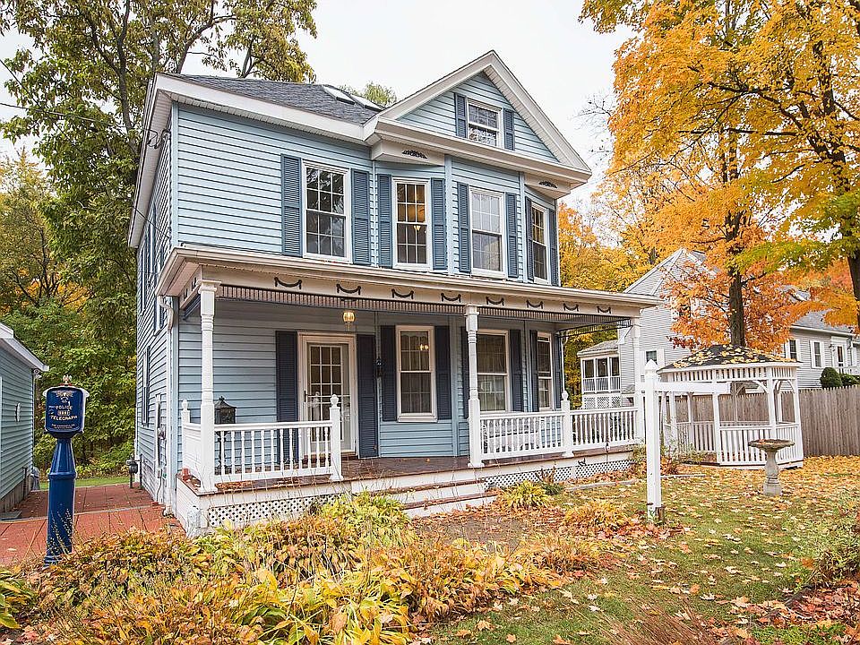 1st image of 14 Agawam Ave