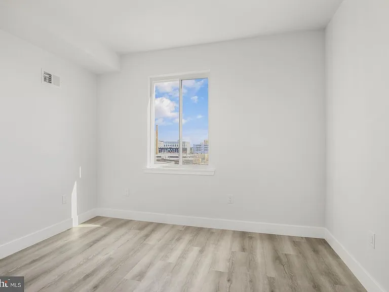 800 Callowhill St #10-3 — Photo 15