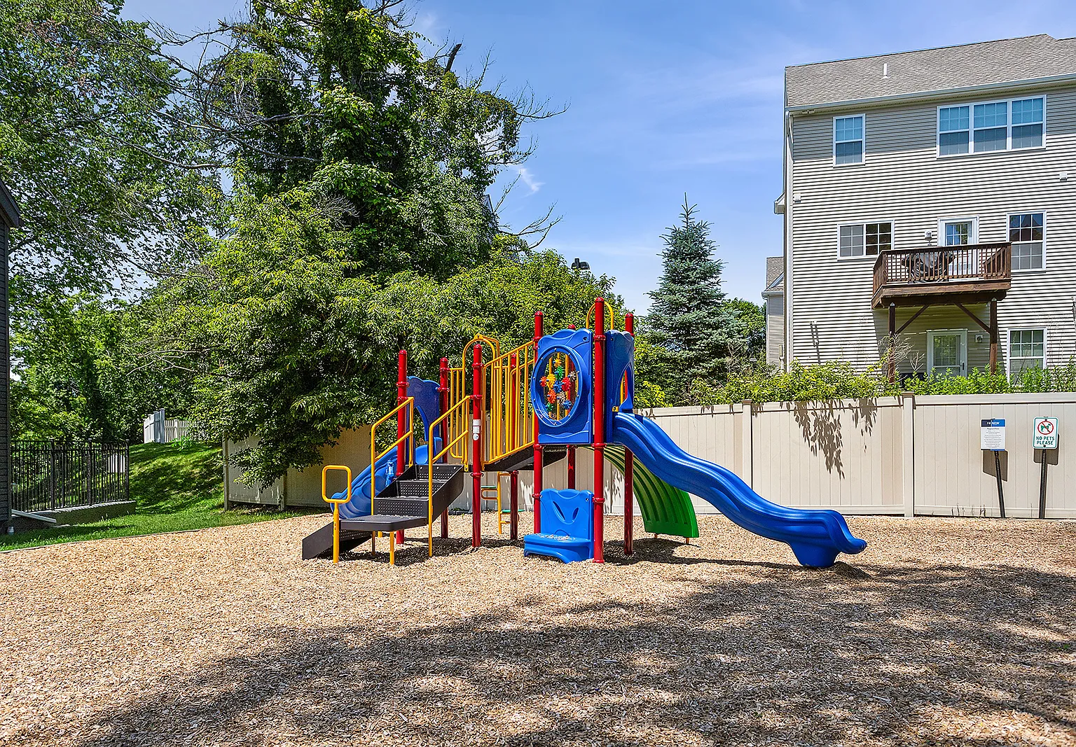 Ridgeway Place — Photo 3