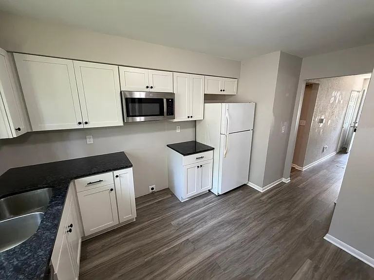 3781 Cherry Hill Ct — Photo 14
