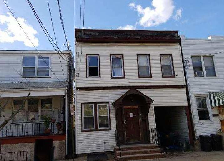 2nd image of 13 Frederick St