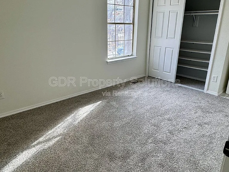 700 Fruit Ave NW — Photo 21