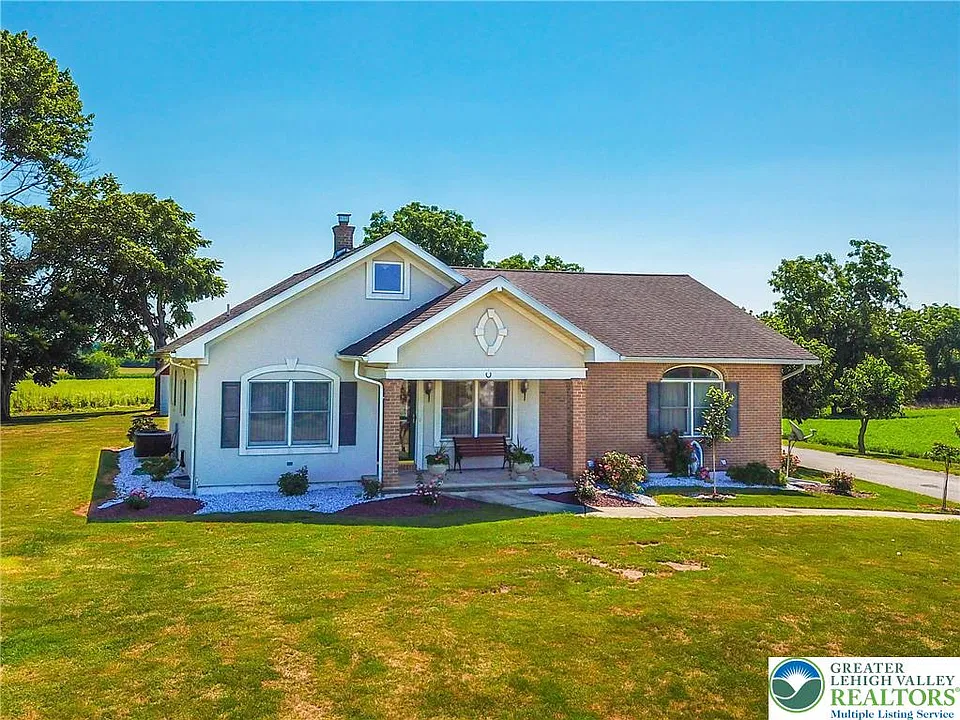 578 Daniels Rd