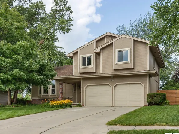 506 Fleetwood Dr, Papillion, NE 68133