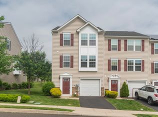 201 Susan Cir, North Wales, PA 19454