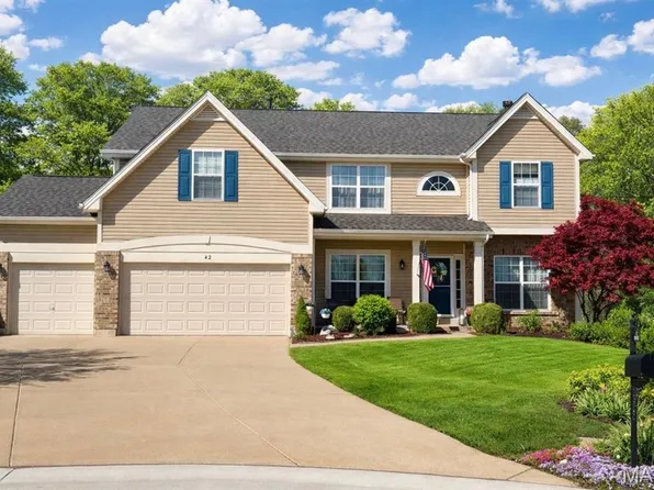42 Riverdell Ct, Wentzville, MO 63385