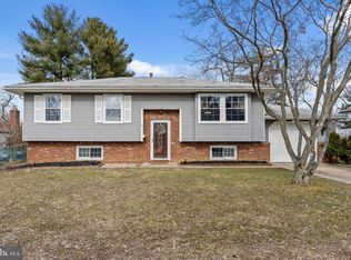 5 Harvard St, Turnersville, NJ 08012