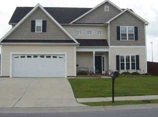 202 Chastain Dr, Jacksonville, NC 28546