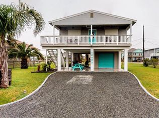 16522 Jean Lafitte Rd, Jamaica Beach, TX 77554