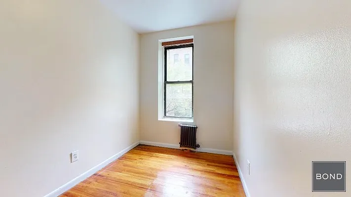 Rented by Bond New York | media 5