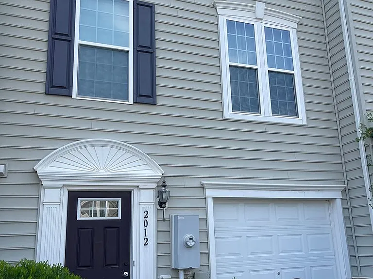 2012 Elm Tree Ct — Photo 1