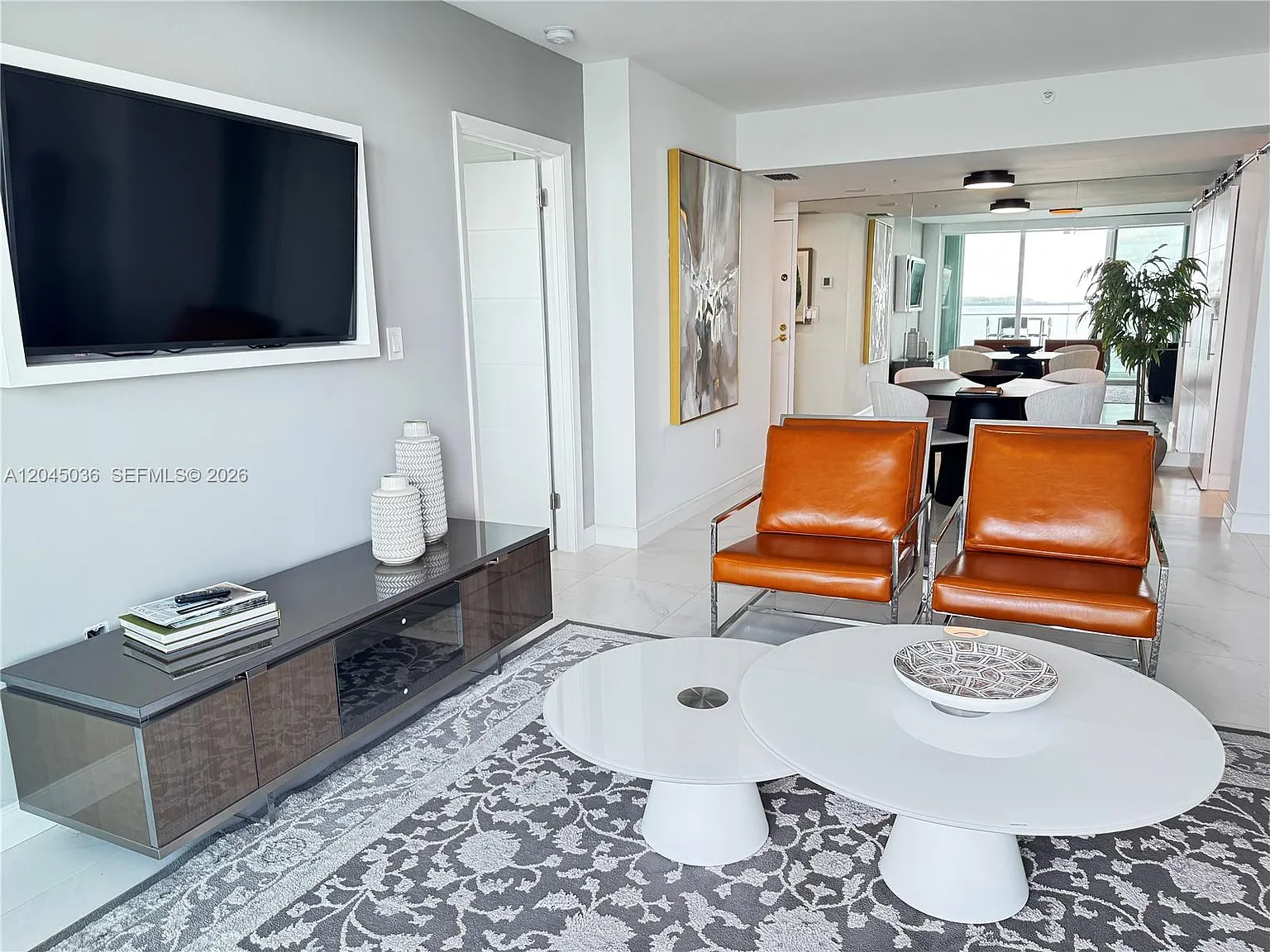 St Louis Condo — Photo 4