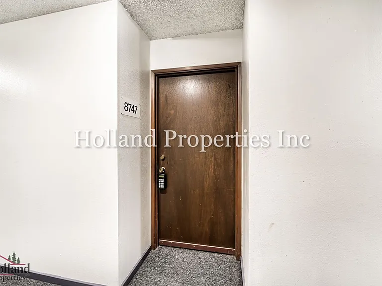 8747 SW Brightfield Cir — Photo 3