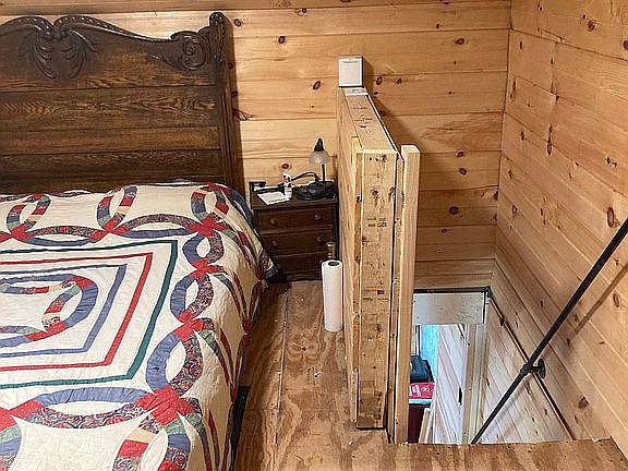 5th image of 354 Strait Rd