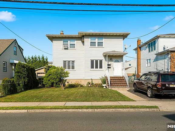 2nd image of 92 Phillips Ave