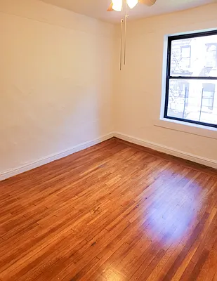 Rented by New York Residence | media 18