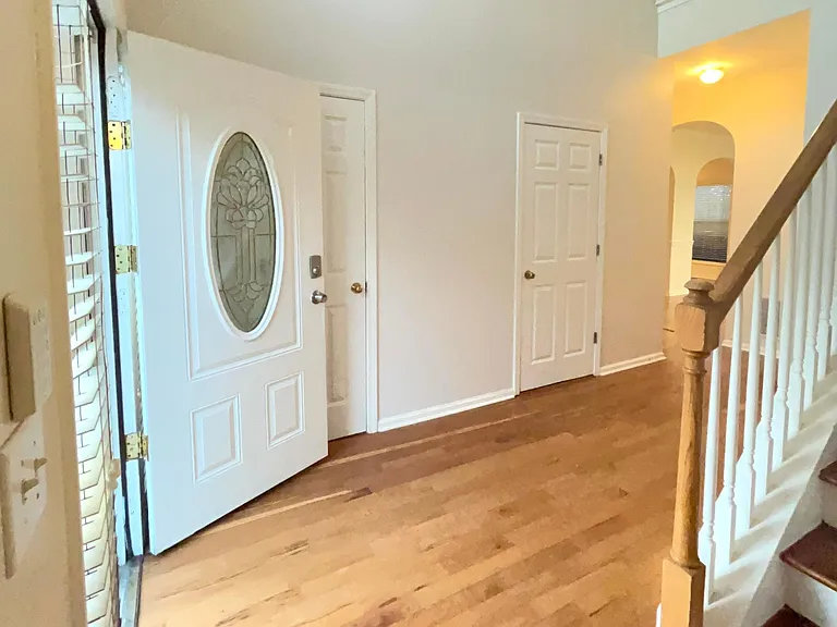 3911 McGuire Way NW — Photo 4