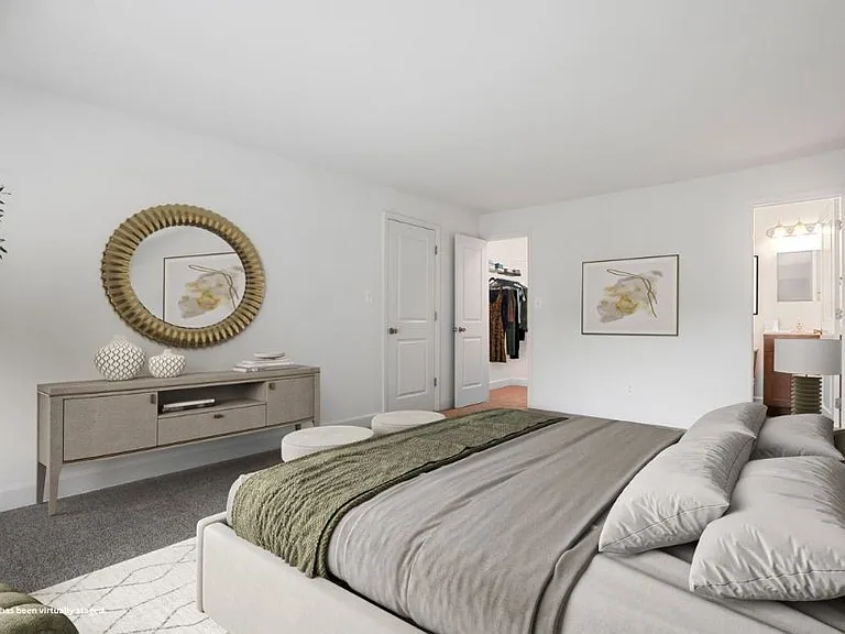 Marrion Square Apartments — Photo 8