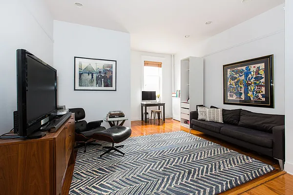 Sold by Compass | media 8