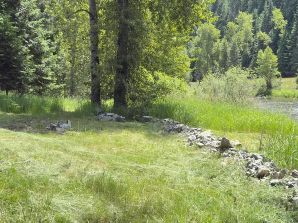 10832 Old River Rd, Kingston, ID 83839