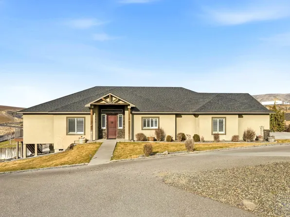 105 S 716th Pr SE, Kennewick, WA 99338