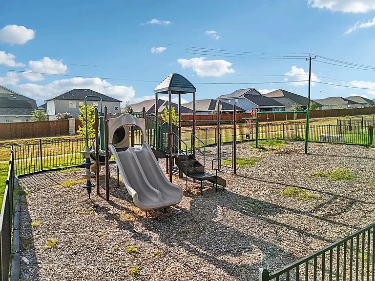 7207 Magnolia Vlg #101 — Photo 14