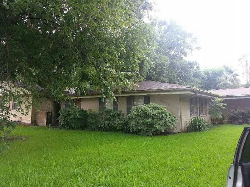 2nd image of 3401 Plymouth Pl