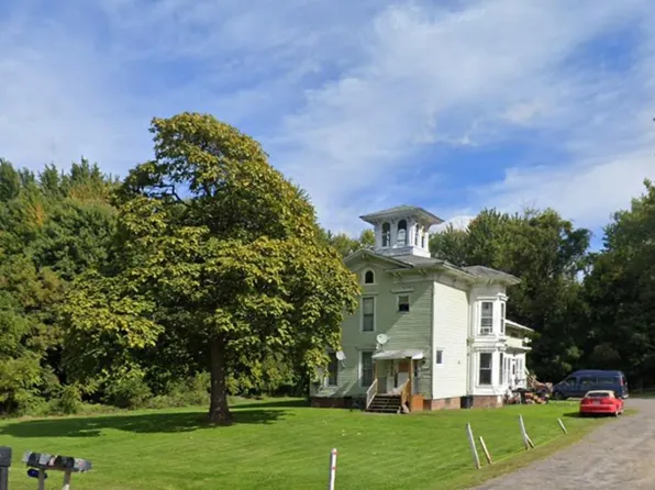 3217 Oak Orchard Rd #4, Albion, NY 14411