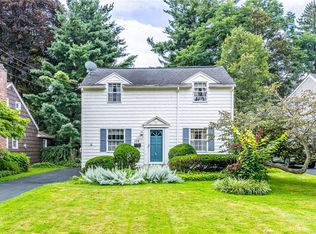 109 Cloverland Dr, Rochester, NY 14610