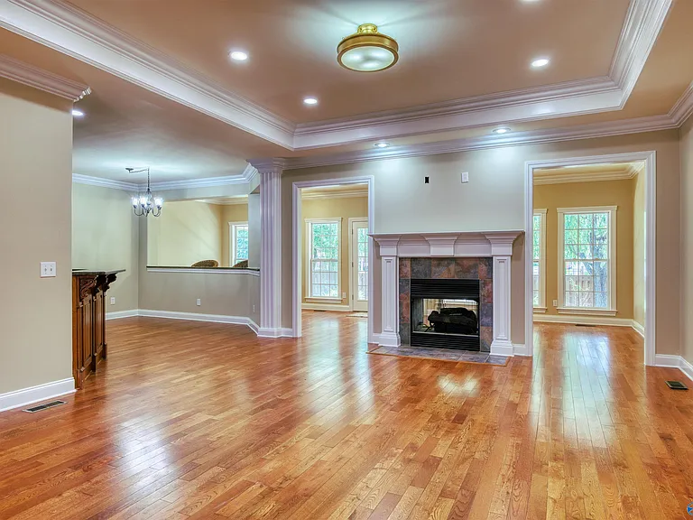 105 Brac Cir SW — Photo 4