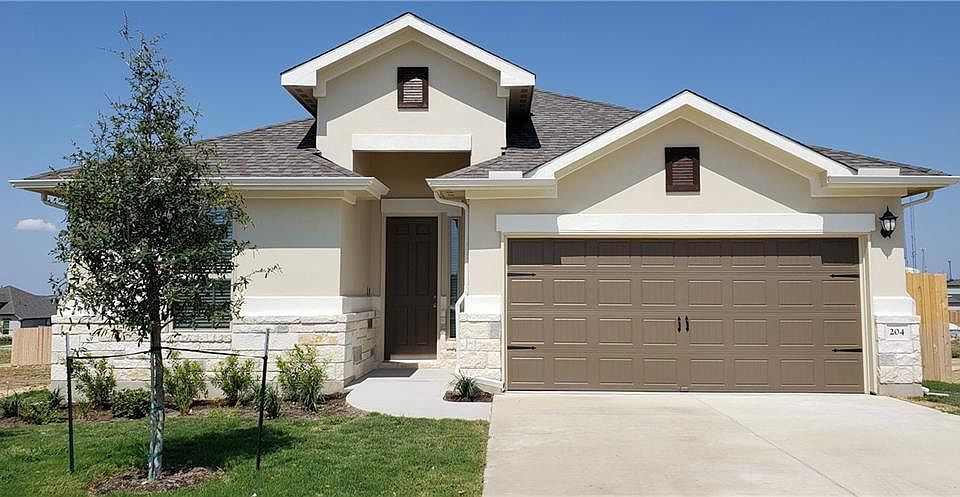 1st image of 204 Stonewood Ln