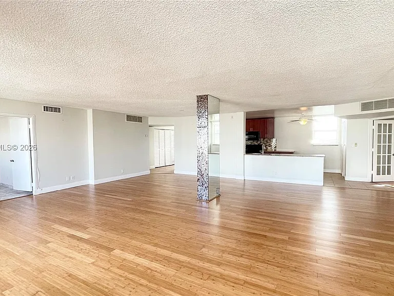 3703 NE 166th St #602 — Photo 9