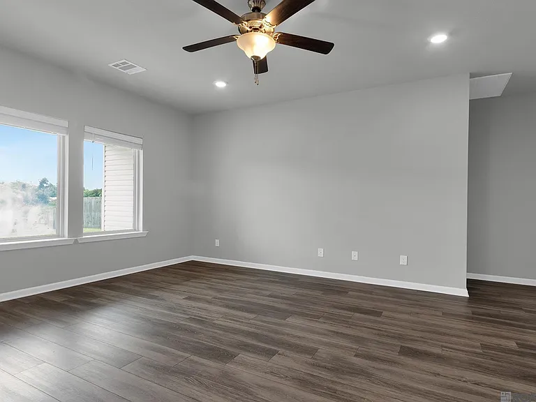 4719 Mendocino Way — Photo 8