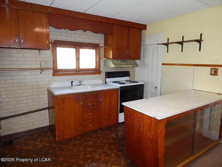 170 Kidder St — Photo 9