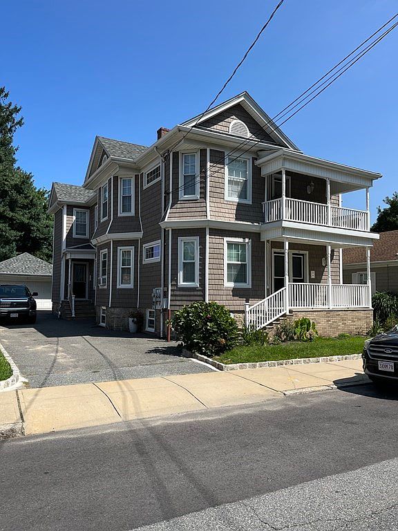 628630 Weetamoe St, Fall River, MA 02720 Zillow