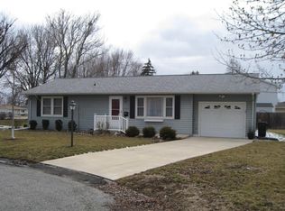 966 Rudy Ave, Mattoon, IL 61938