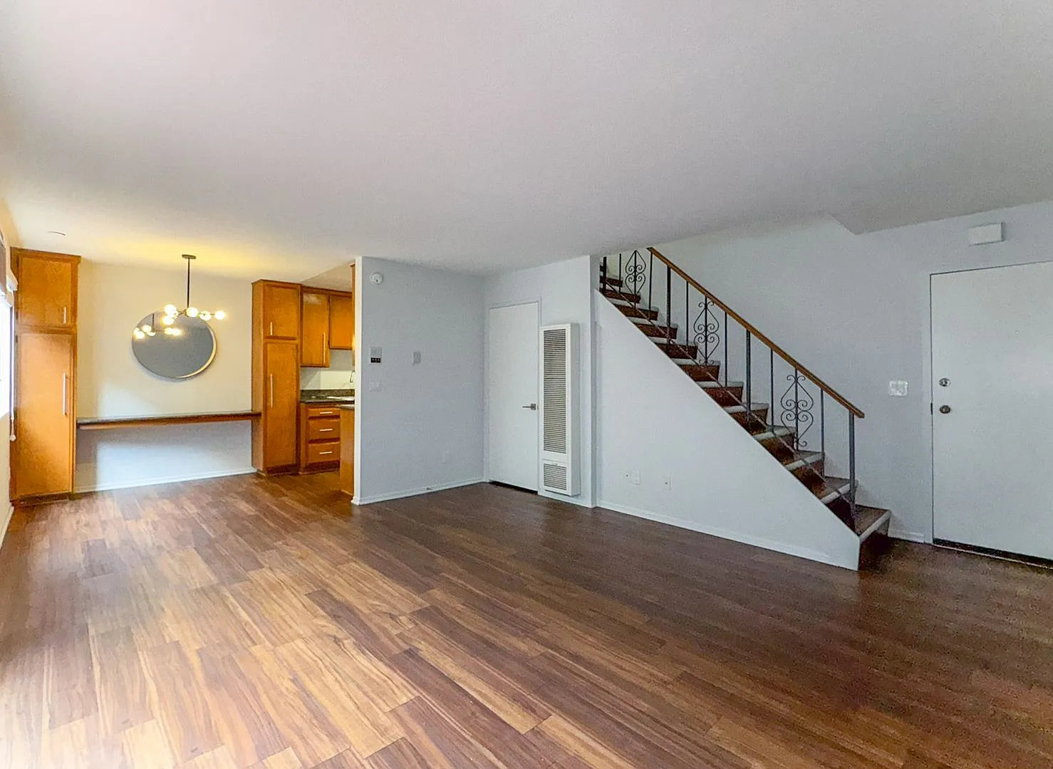 4071 Mclaughlin Ave — Photo 2