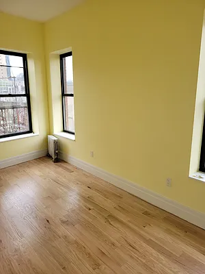 Rented by Wyckoff Heights Realty Inc. | media 16