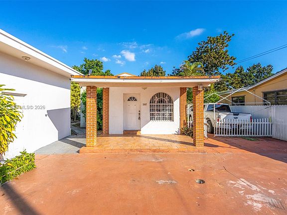 4th image of 2007 SW 60th Ave