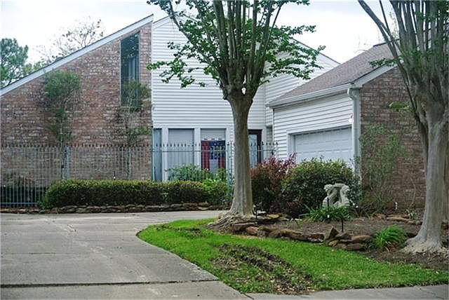 1st image of 1826 Eagle Falls Dr