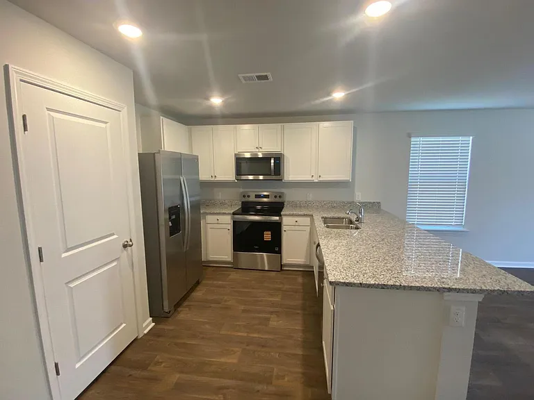 709 Striped Bass Ct — Photo 5